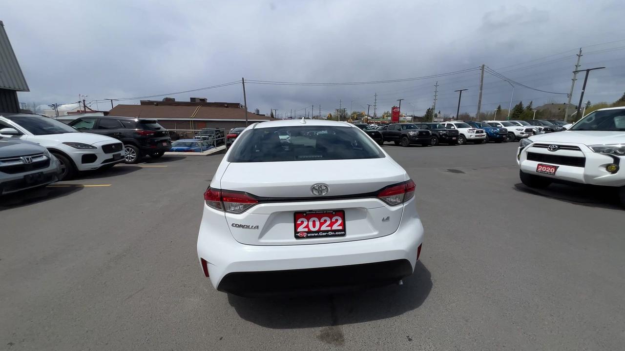 2024 Toyota Corolla LE PREMIUM | SUNROOF |HTD SEATS | CARPLAY | ALLOYS Photo