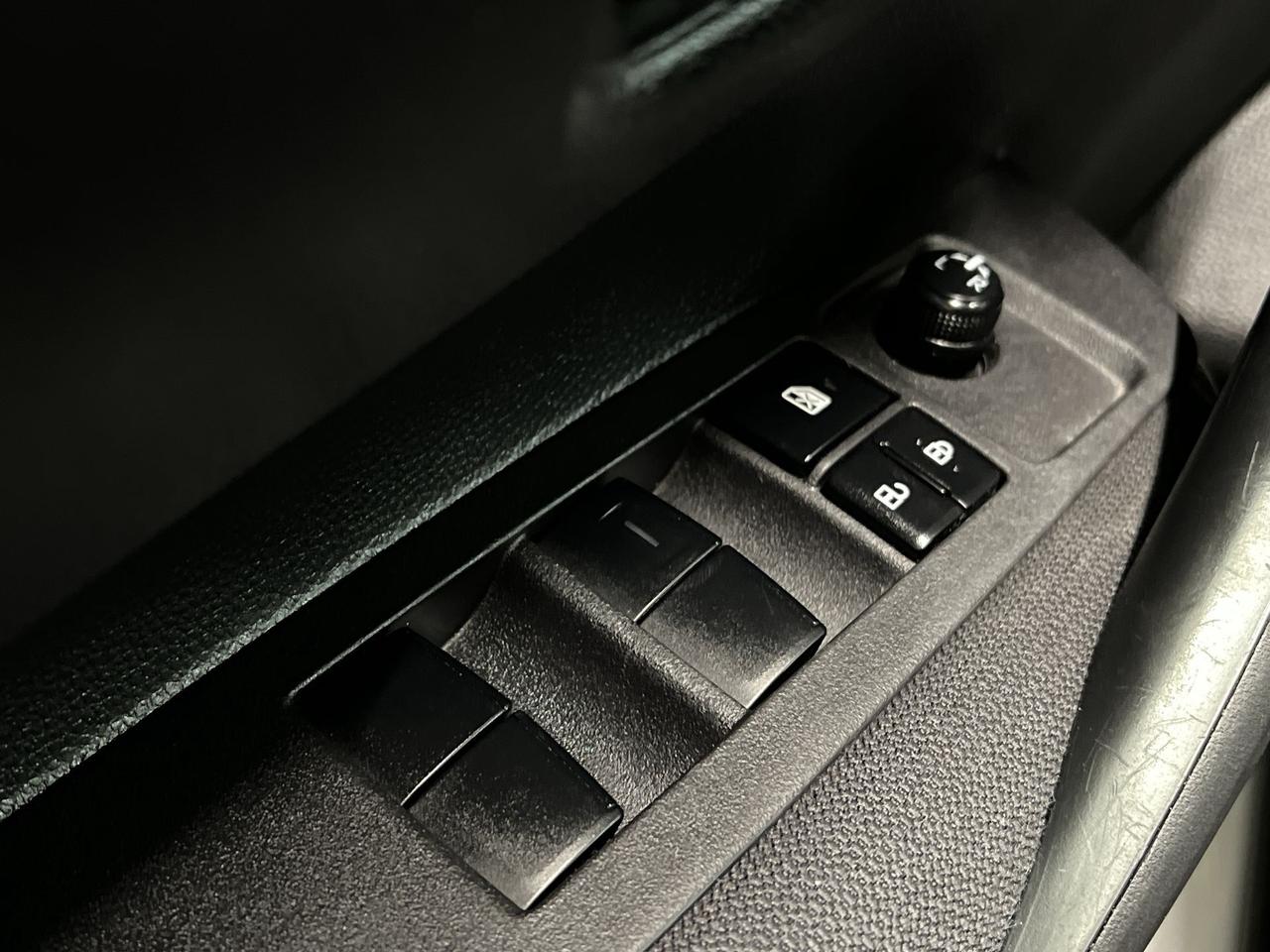2024 Toyota Corolla LE PREMIUM | SUNROOF |HTD SEATS | CARPLAY | ALLOYS Photo