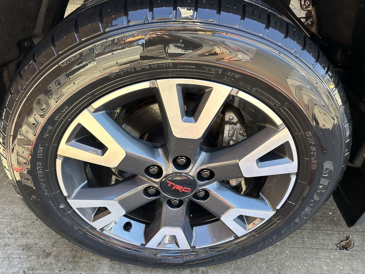 2025 Toyota 4Runner TRD SPORT 4X4 | SUNROOF | HTD SEATS | CARPLAY Photo