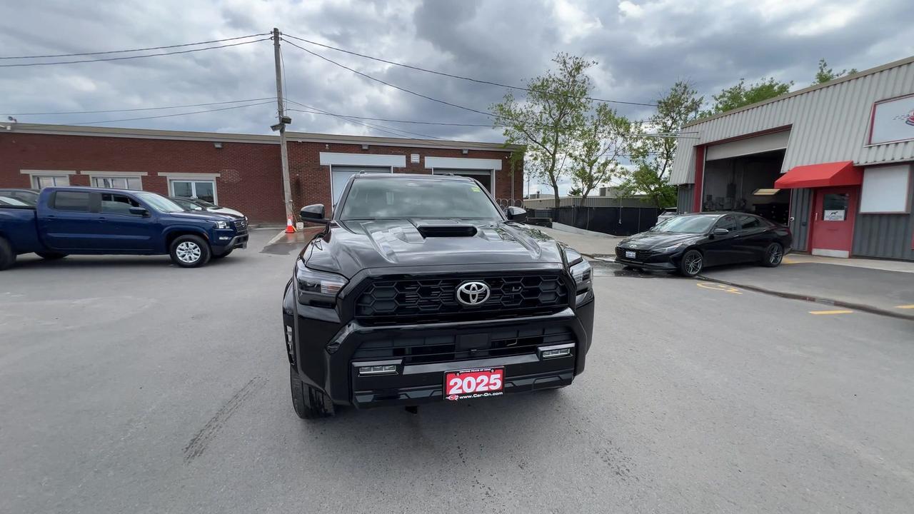 2025 Toyota 4Runner TRD SPORT 4X4 | SUNROOF | HTD SEATS | CARPLAY Photo2