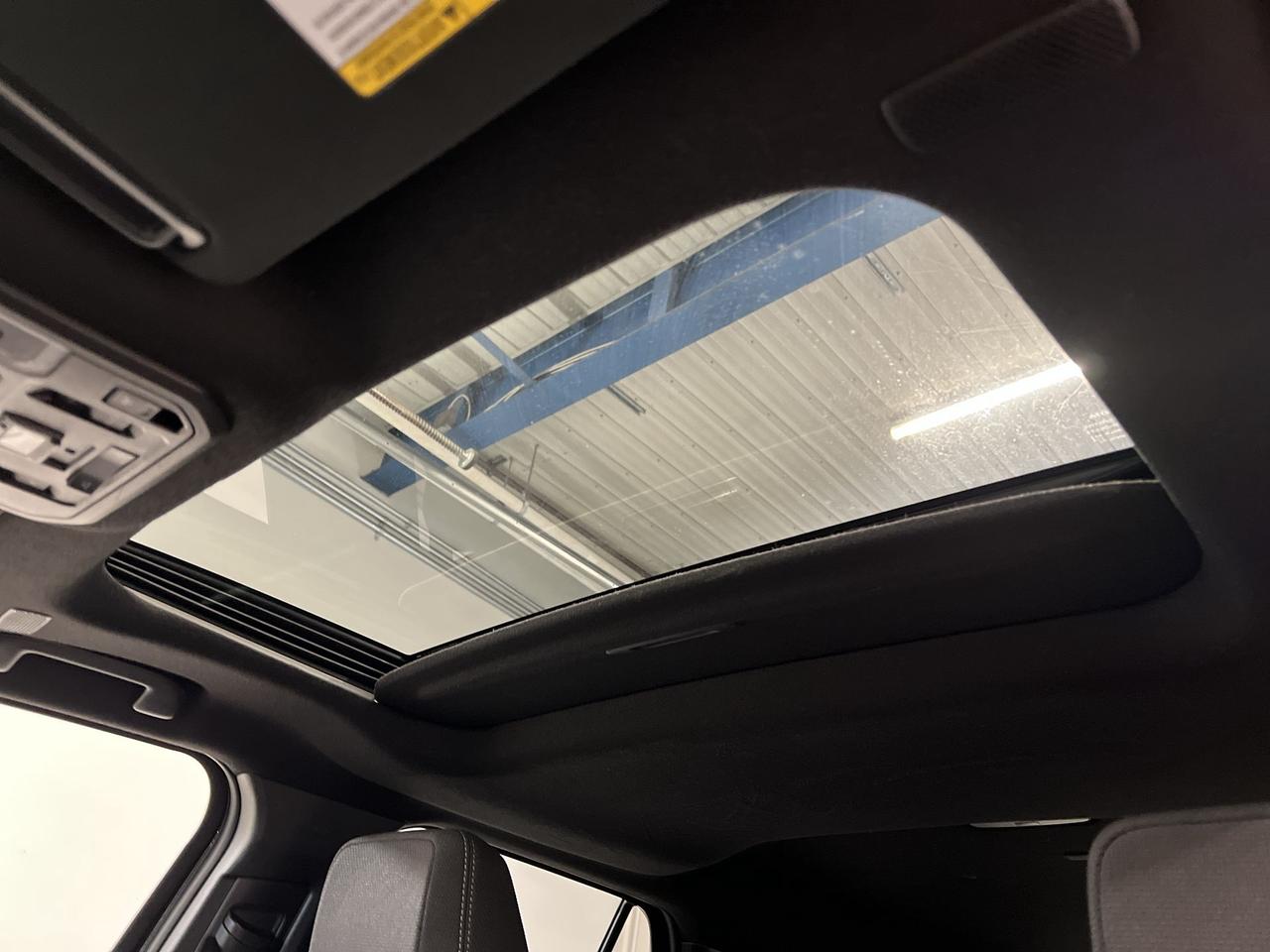 2025 Toyota 4Runner TRD SPORT 4X4 | SUNROOF | HTD SEATS | CARPLAY Photo