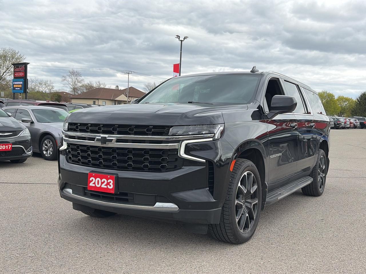 2023 Chevrolet Suburban LS, CLEAN CARFAX, DIESEL, 8 PASS, REMOTE START! Photo