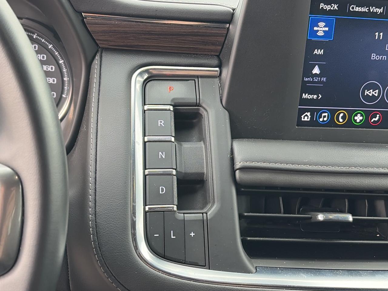 2023 Chevrolet Suburban LS, CLEAN CARFAX, DIESEL, 8 PASS, REMOTE START! - Photo #15