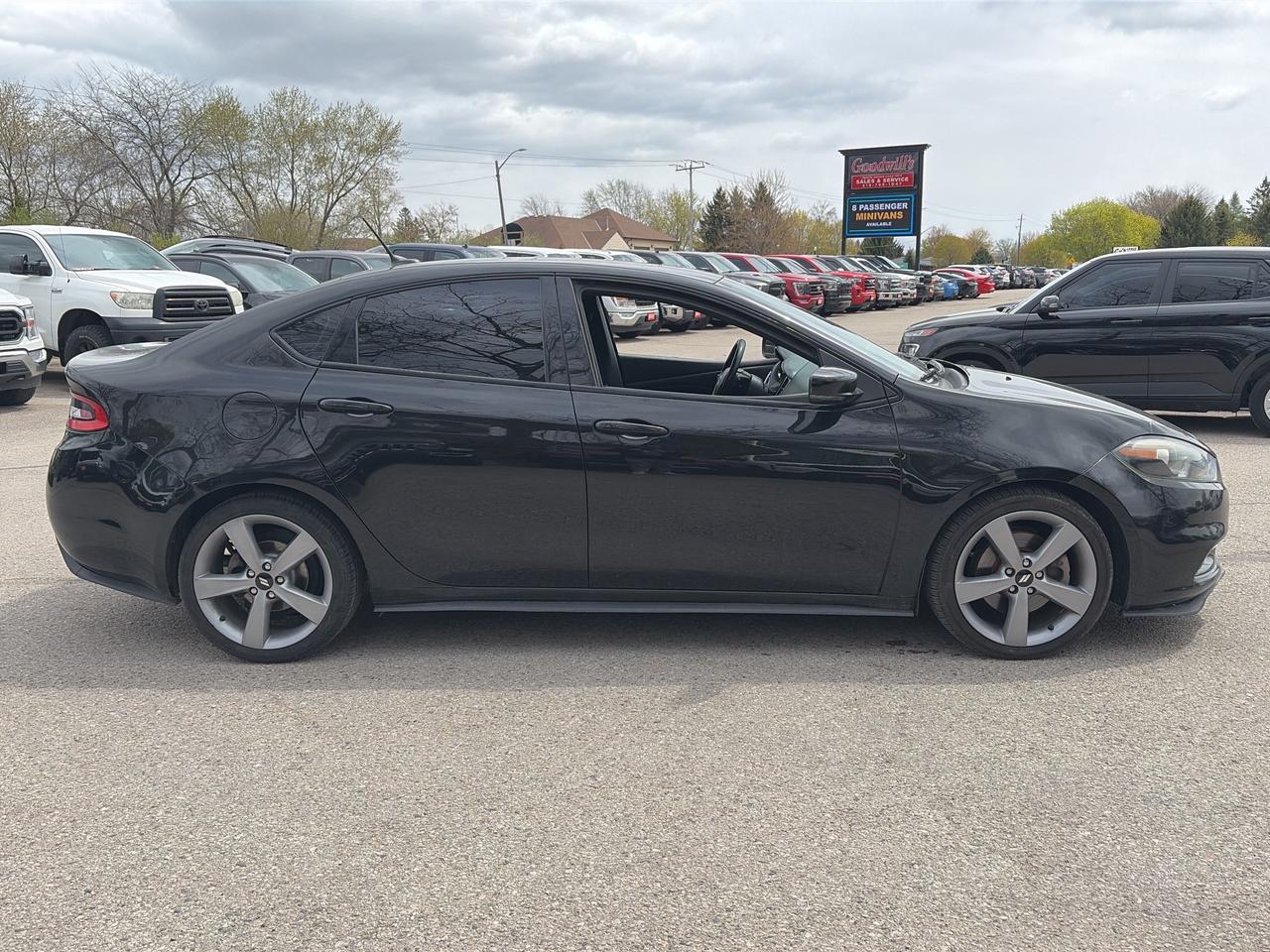 2016 Dodge Dart GT, HEATED LEATHER, SUNROOF, REMOTE START! Photo