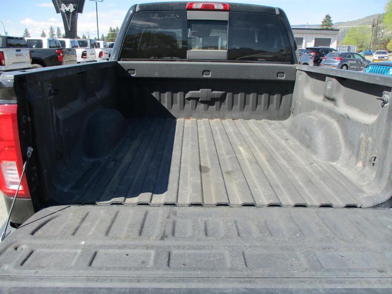 2016 Chevrolet Silverado 1500 LTZ Crew Cab 4WD Photo