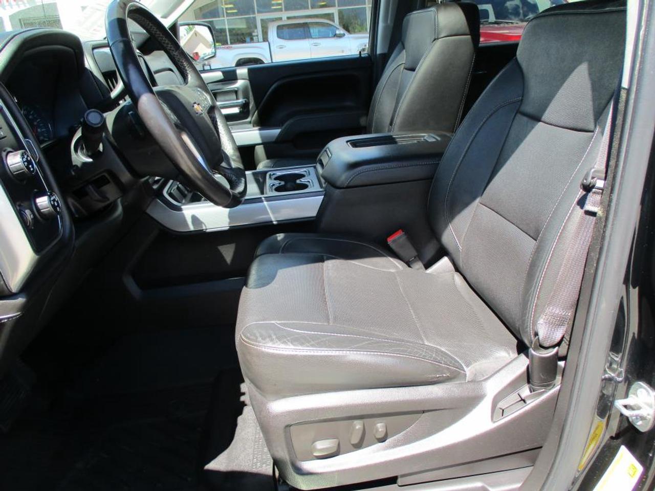 2016 Chevrolet Silverado 1500 LTZ Crew Cab 4WD Photo
