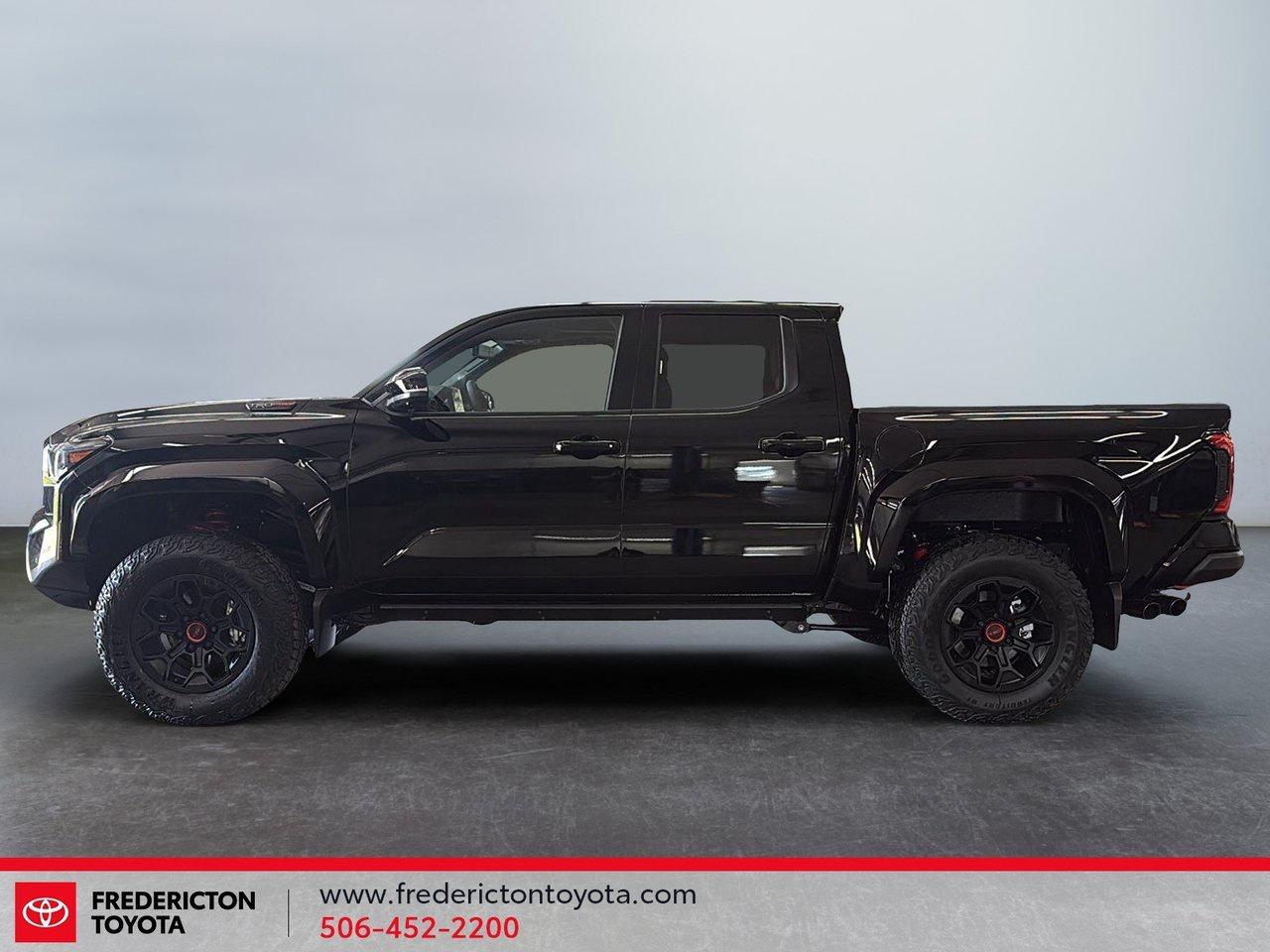 2026 Toyota TACOMA HYBRID TRD Pro Photo4