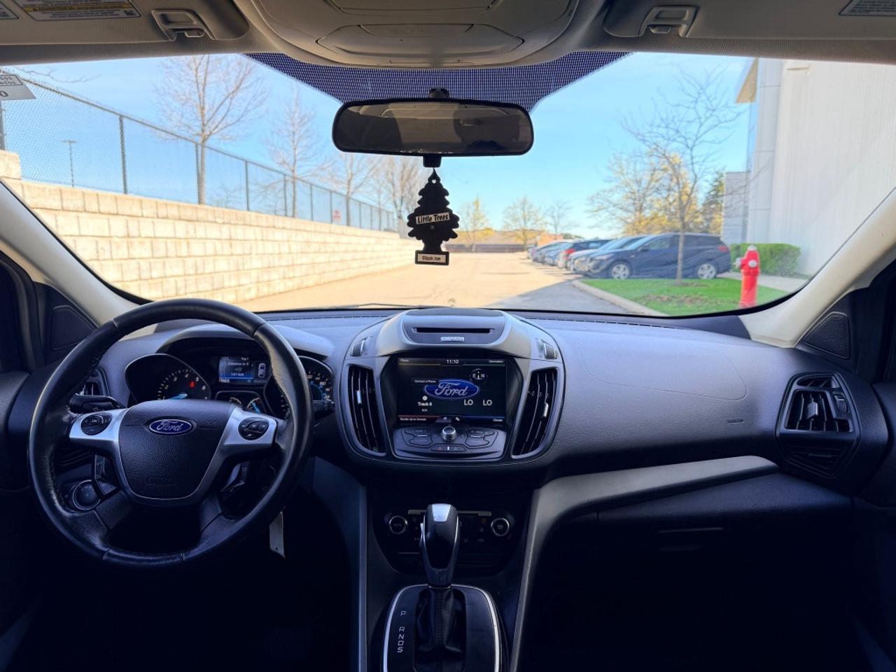 2014 Ford Escape SE 4dr Front-wheel Drive Automatic Photo