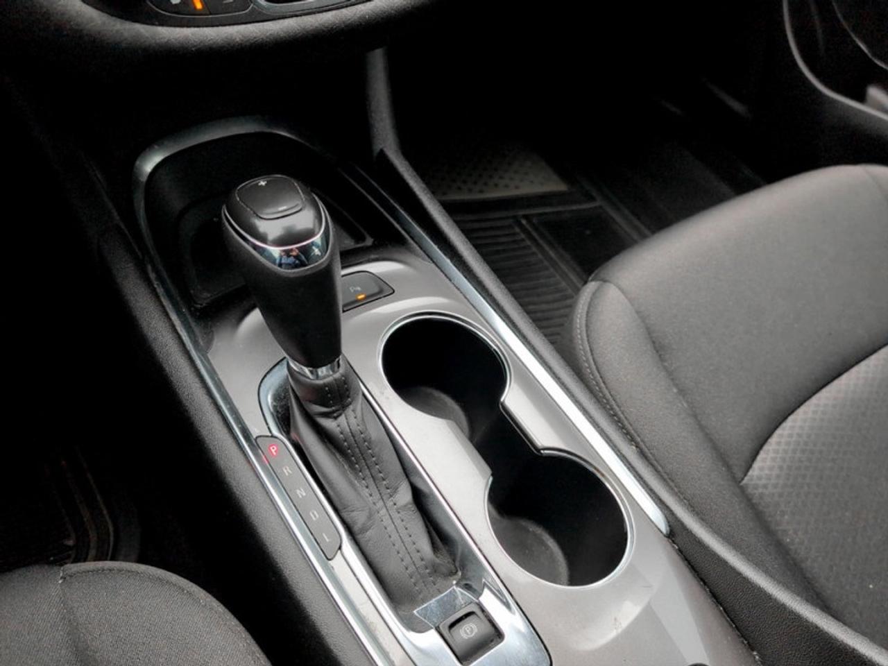 2019 Chevrolet Malibu Hybrid 1HY  *31 SERVICE RECORDS* Photo