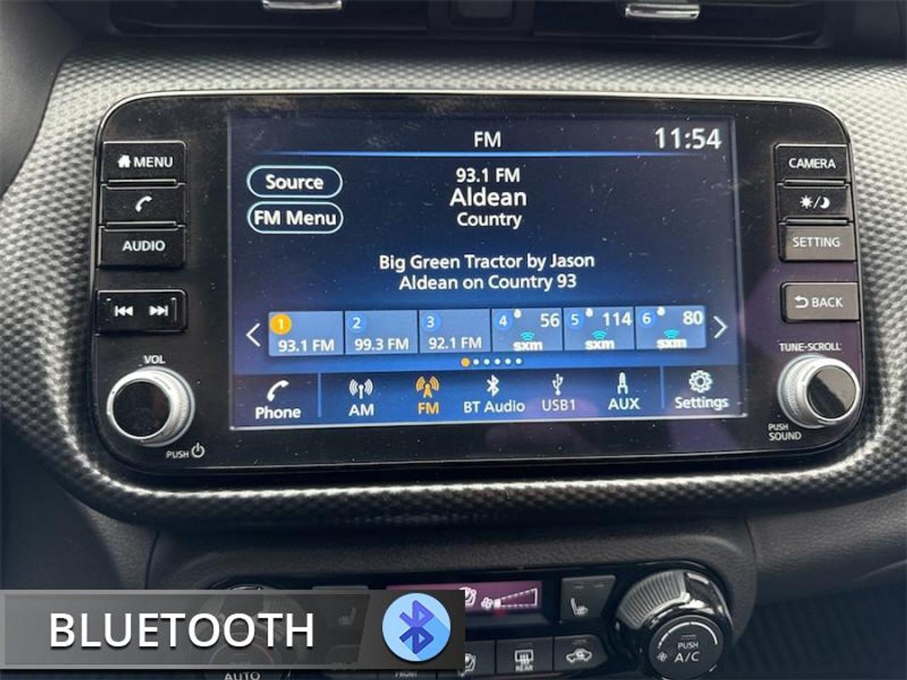 2024 Nissan Kicks SV  Heated Steering Wheel Photo