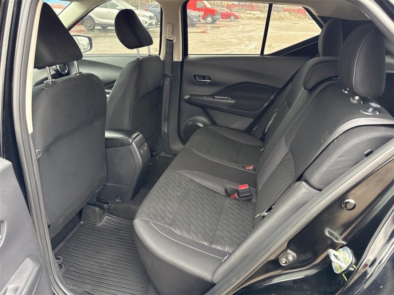 2024 Nissan Kicks SV  Heated Steering Wheel Photo