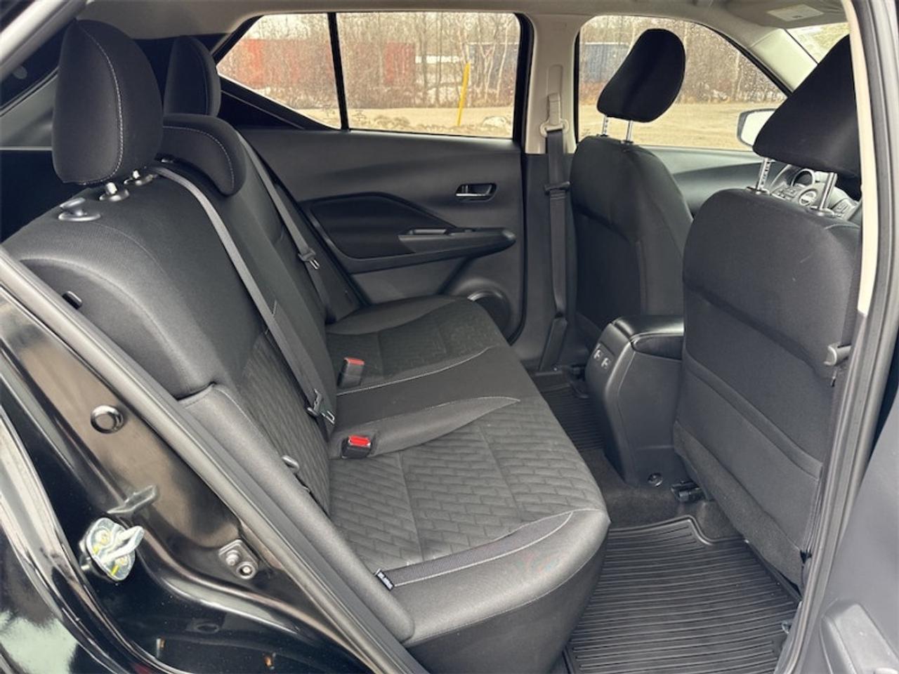 2024 Nissan Kicks SV  Heated Steering Wheel Photo