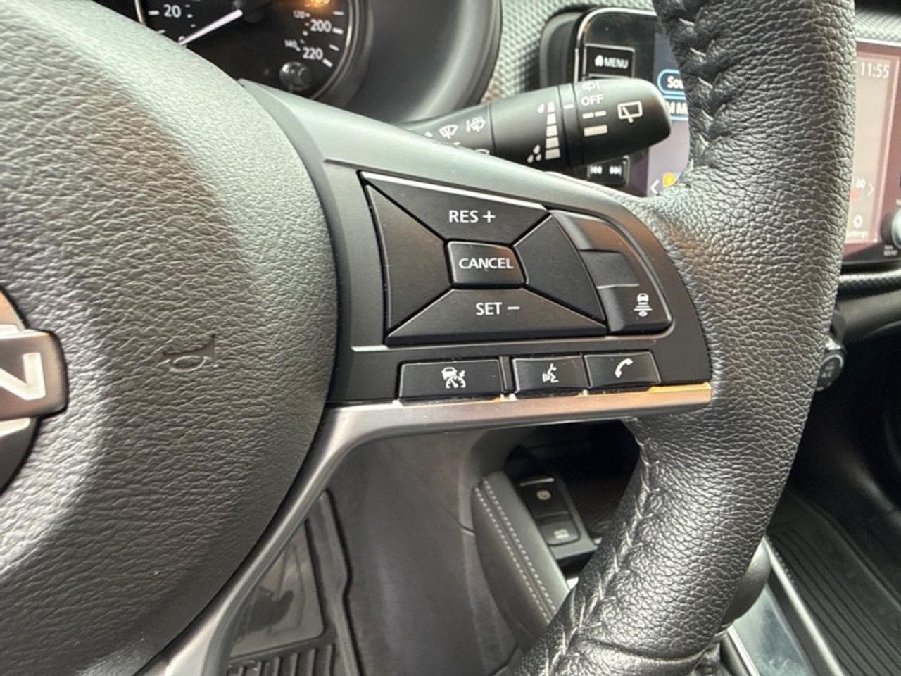 2024 Nissan Kicks SV  Heated Steering Wheel Photo
