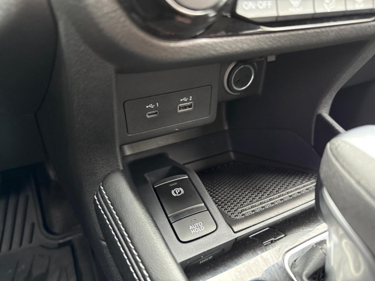 2024 Nissan Kicks SV  Heated Steering Wheel Photo