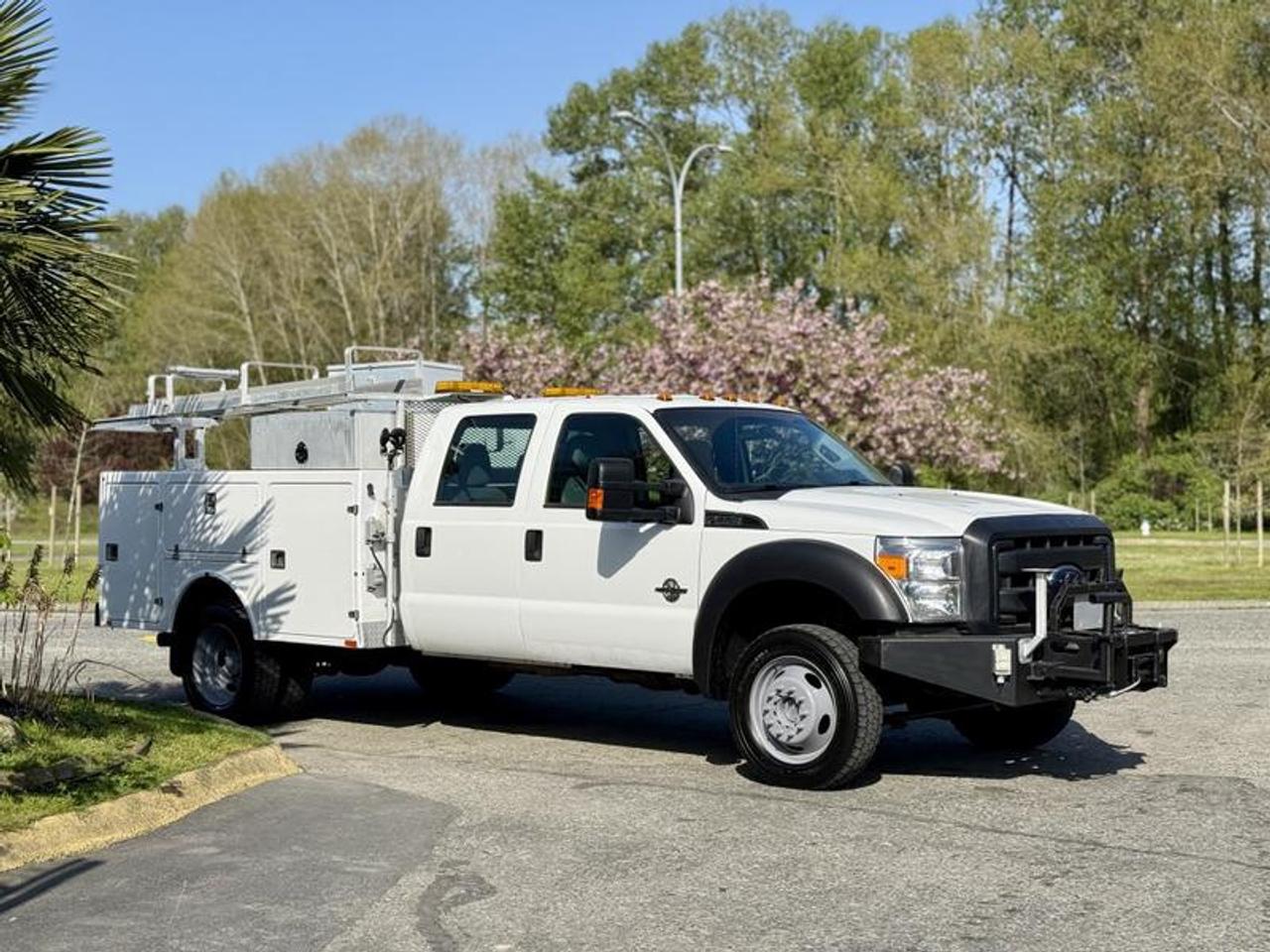 Used 2015 Ford F-550 Crew Cab 4x4 Powerstroke Diesel Service Truck for sale in Burnaby, BC