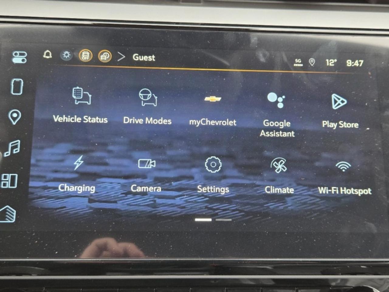 2027 Chevrolet Bolt LT  - Heated Seats Photo