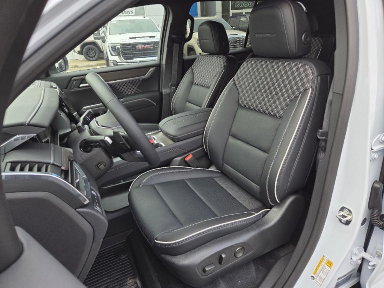 2026 GMC Acadia Denali  - Luxury Package -  Sunroof Photo