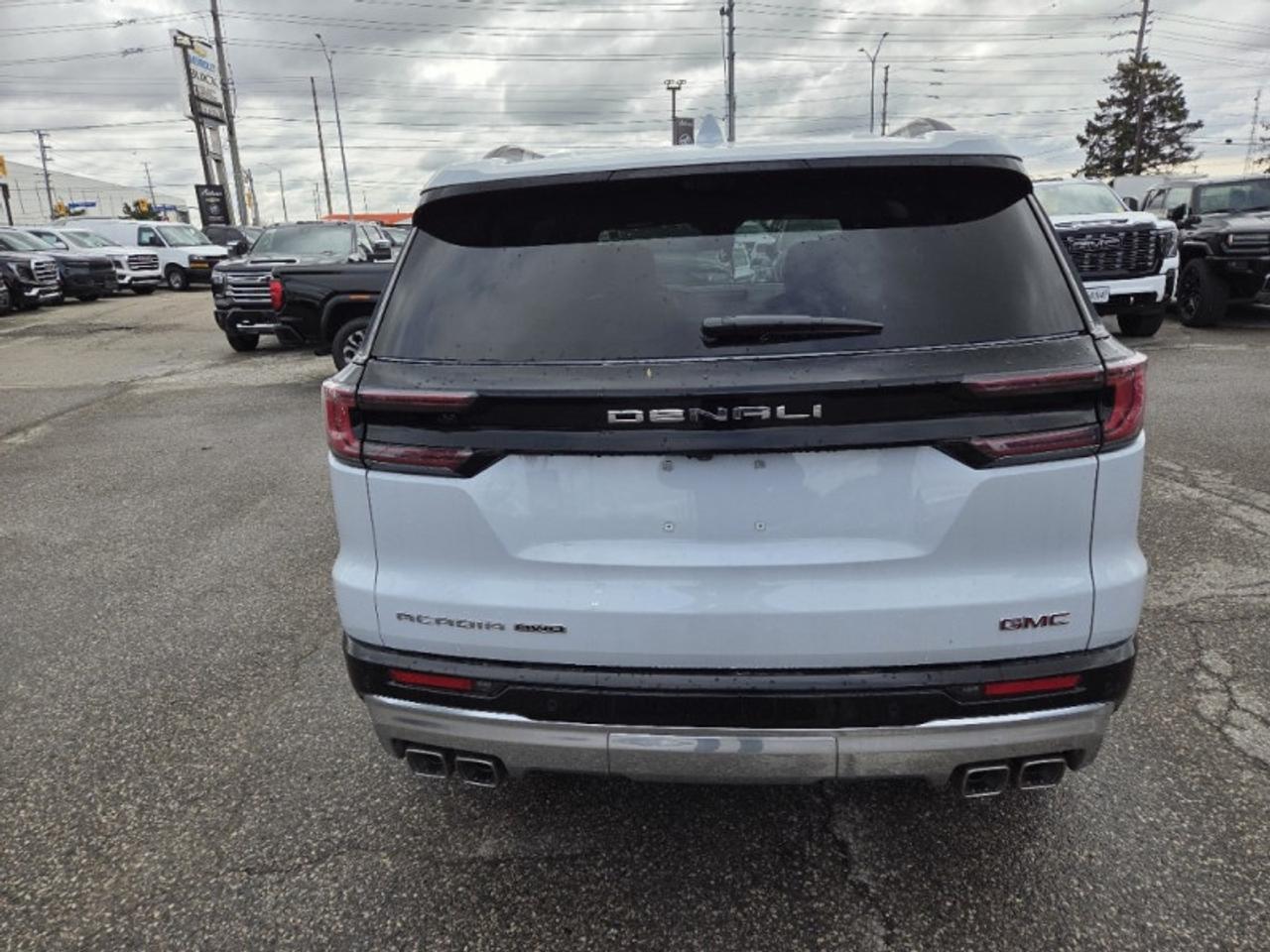 2026 GMC Acadia Denali  - Luxury Package -  Sunroof Photo