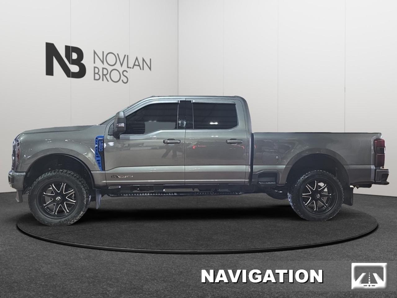 2023 Ford F-350 Super Duty Lariat  - Diesel Engine Photo2