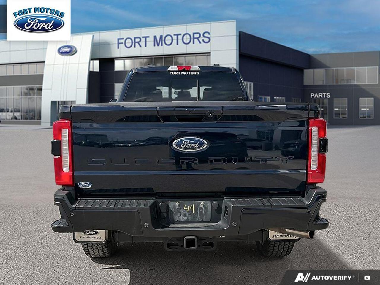 2024 Ford F-350 Super Duty SRW XLT Photo4
