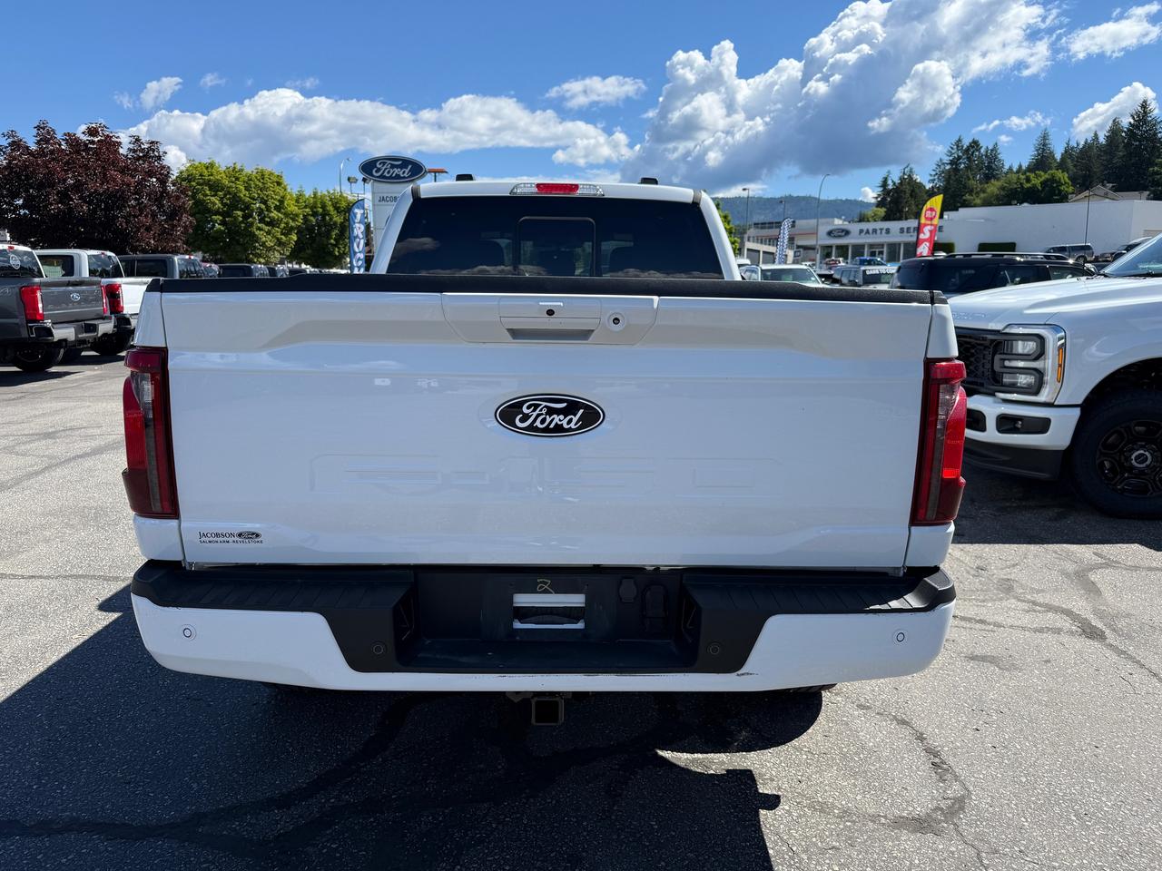 2024 Ford F-150 XLT Photo3