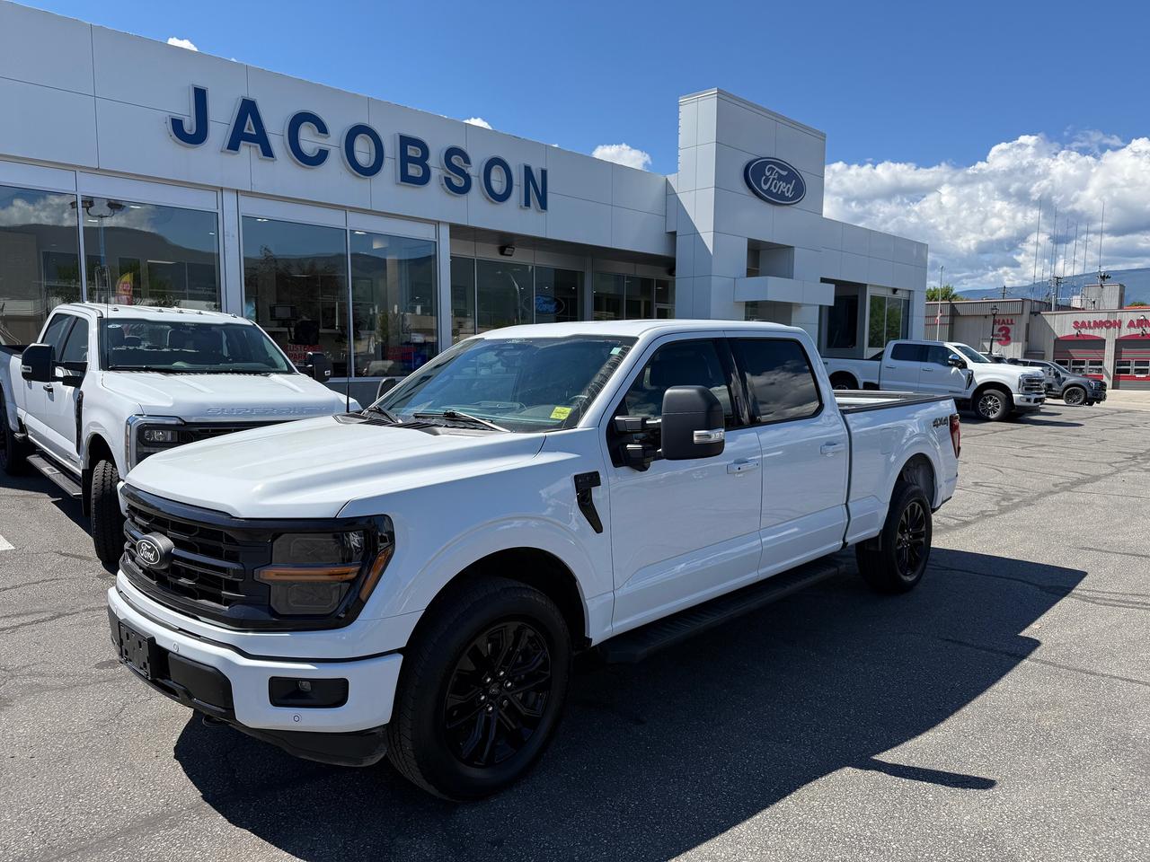 2024 Ford F-150 XLT Photo0