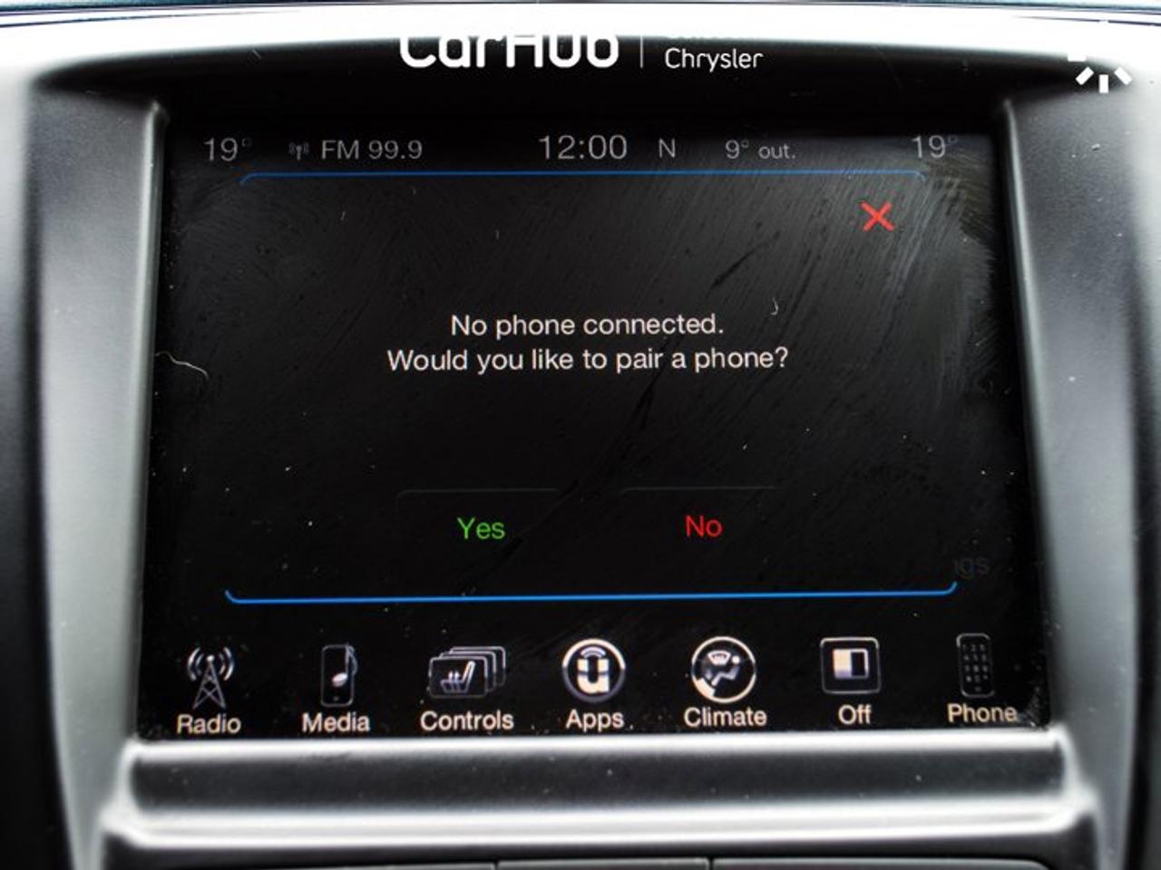 2016 Chrysler 200 S AWD Leather Heated Front Seats Bluetooth Remote Start Alloy Rims Photo
