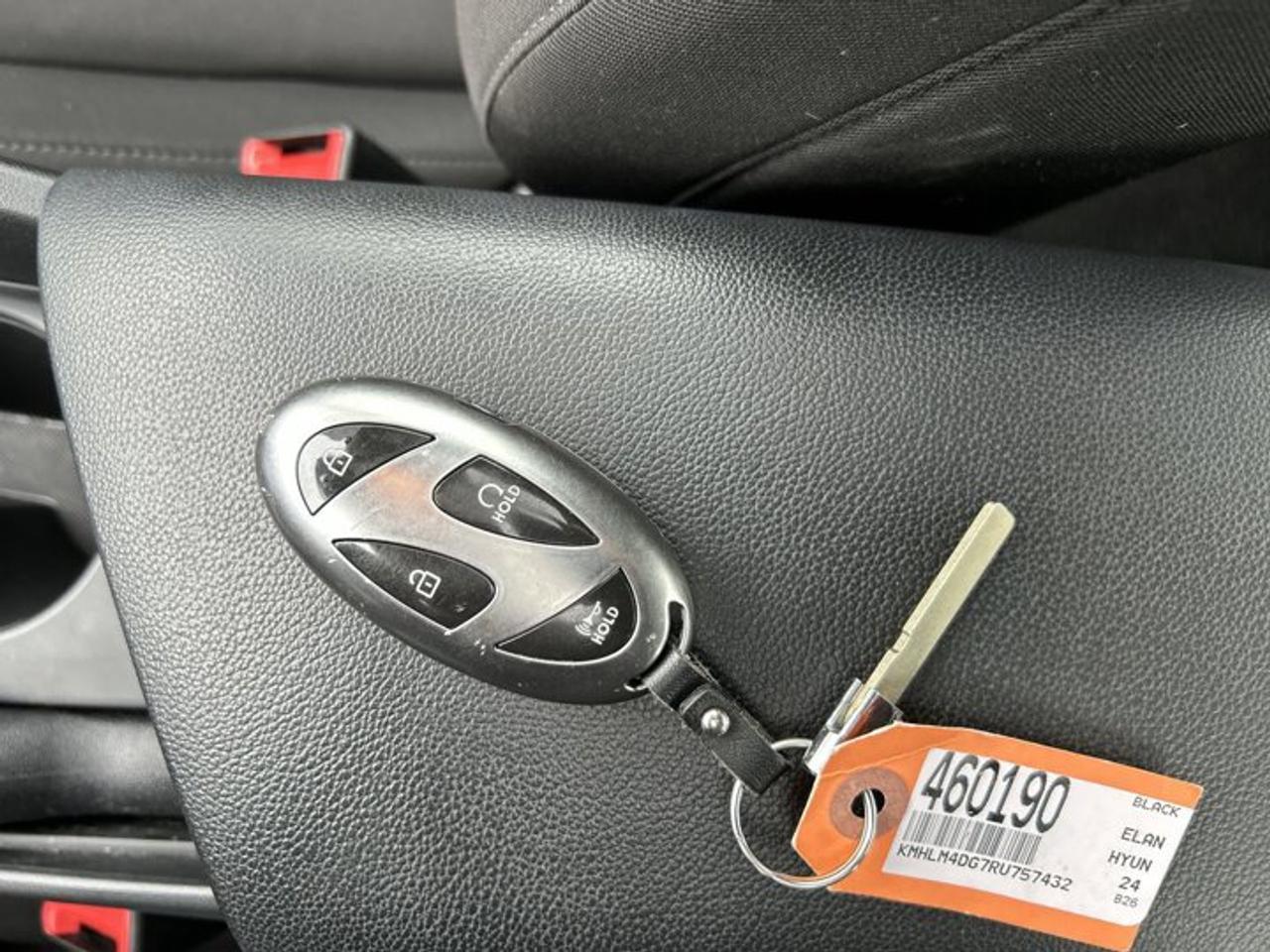 2024 Hyundai Elantra Preferred w/Tech Pkg Photo