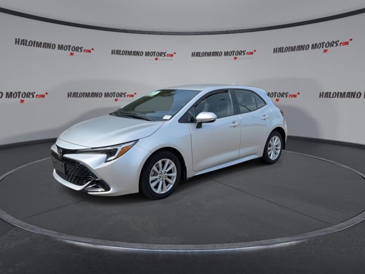 2025 Toyota Corolla Hatchback SE | No Accidents Photo