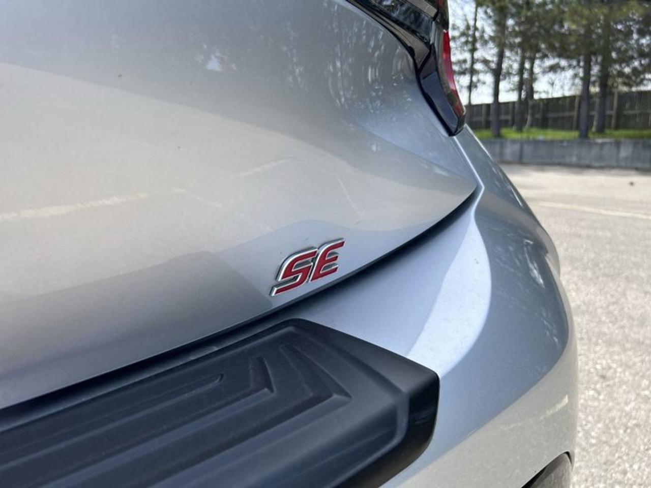 2025 Toyota Corolla Hatchback SE | No Accidents Photo
