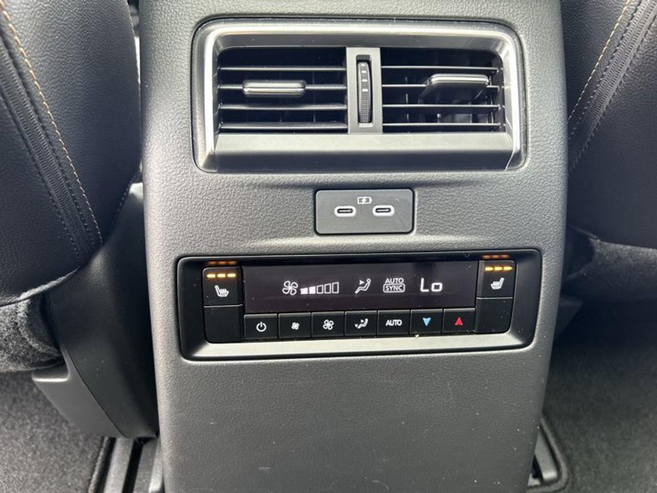2025 Mazda CX-70 MHEV GT AWD | No Accidents | Panoramic Sunroof | Leather Seats Photo