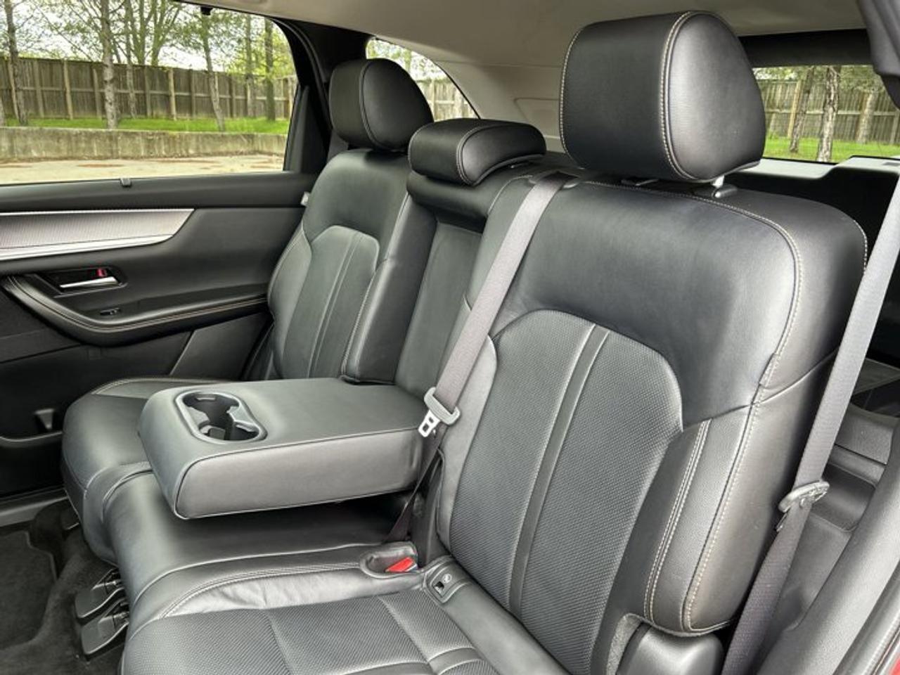 2025 Mazda CX-70 MHEV GT AWD | No Accidents | Panoramic Sunroof | Leather Seats Photo