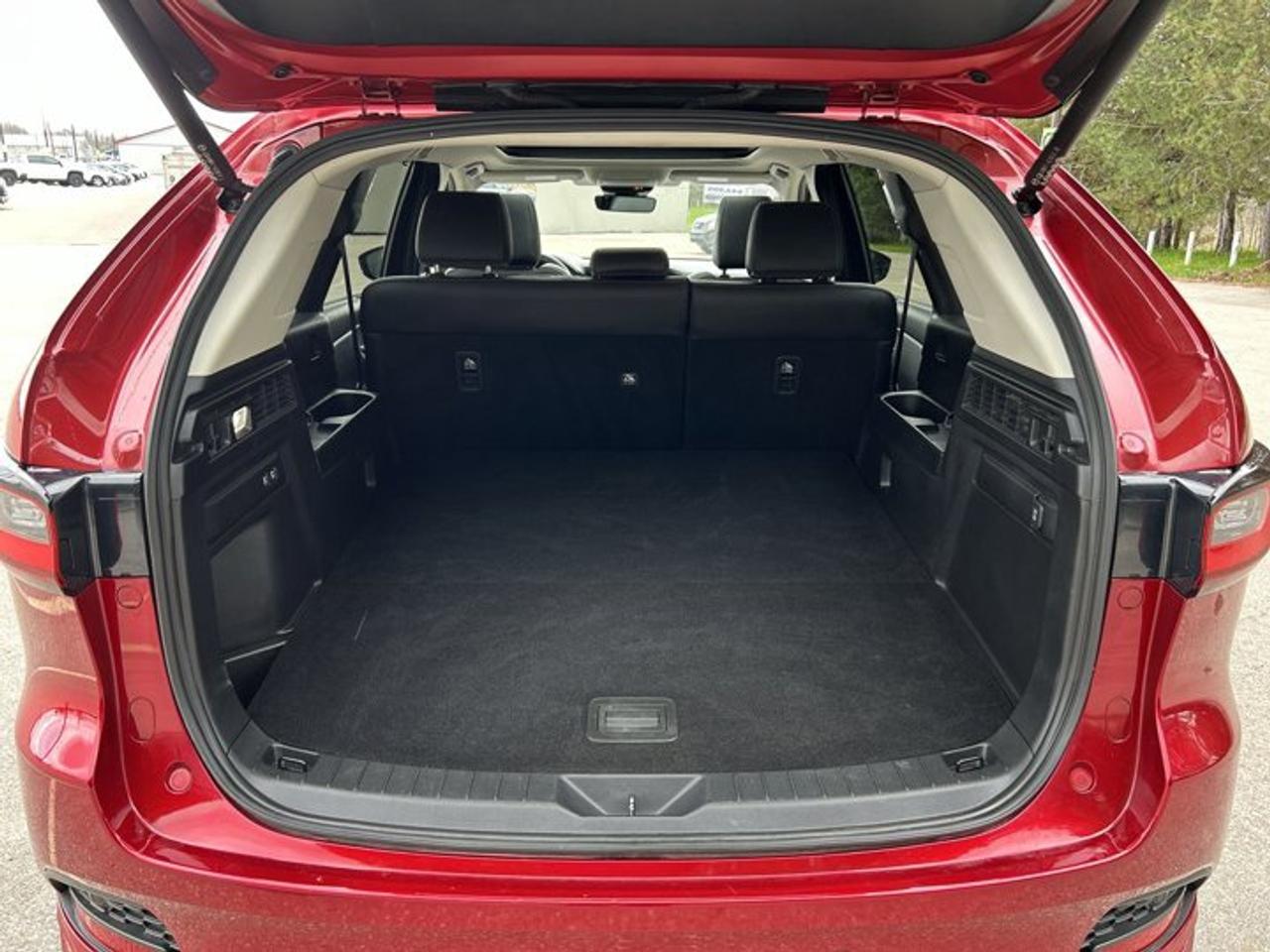 2025 Mazda CX-70 MHEV GT AWD | No Accidents | Panoramic Sunroof | Leather Seats Photo