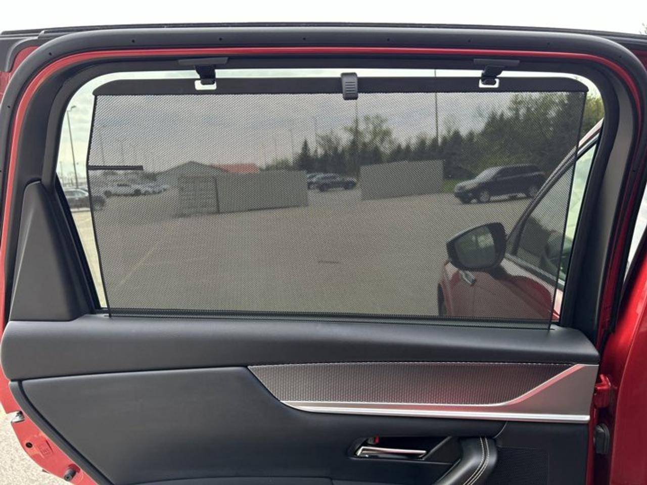 2025 Mazda CX-70 MHEV GT AWD | No Accidents | Panoramic Sunroof | Leather Seats Photo
