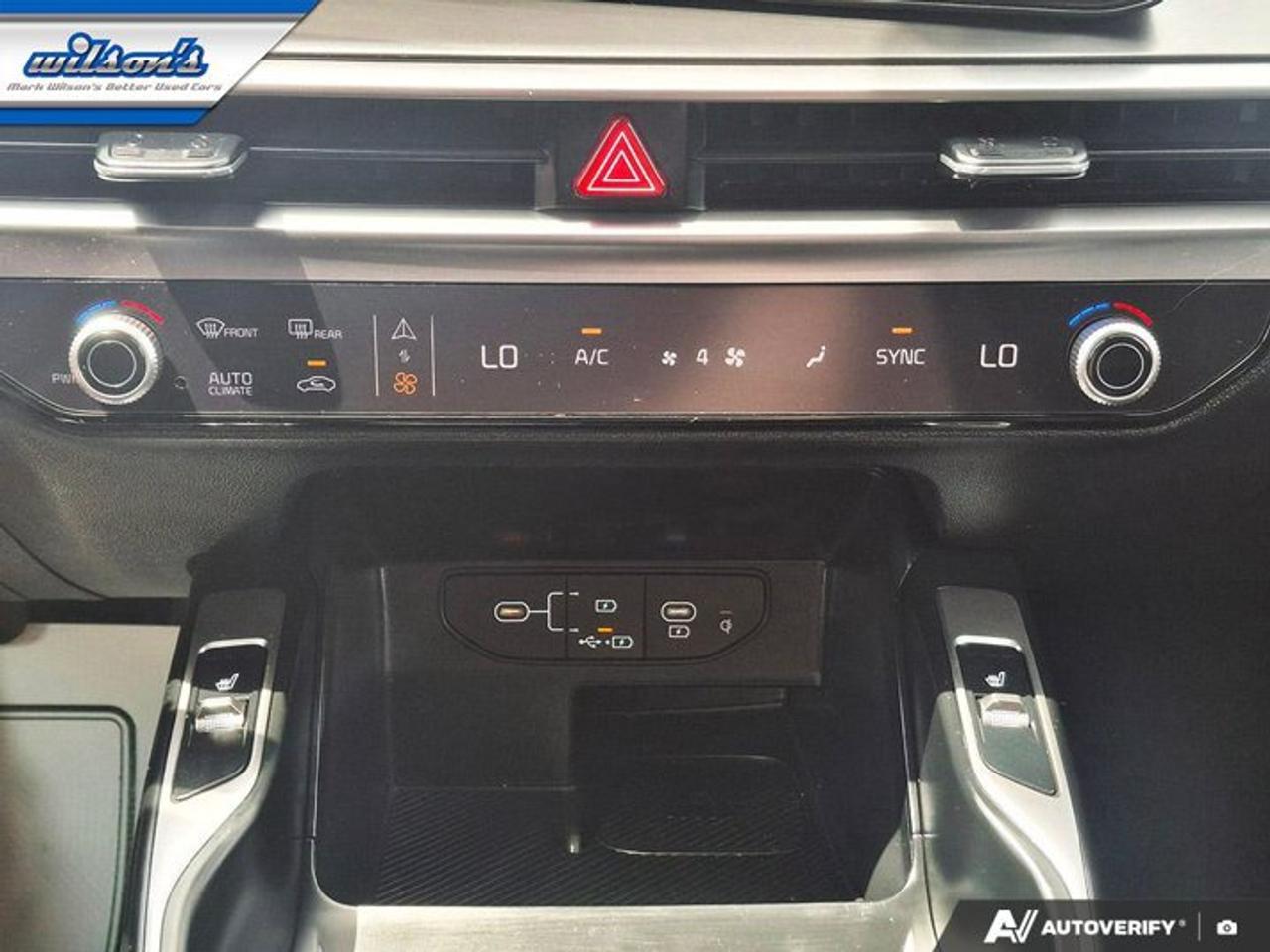 2025 Kia Sorento EX AWD | 6 Passenger | Leather | Heated Seats + Steering | Blind Spot | Lane Keep | and More ! Photo