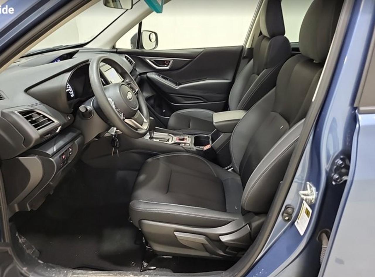 2023 Subaru Forester 2.5i AWD | Heated Seats | Adaptive Cruise | CarPlay | Rear Cam | and More ! Photo2