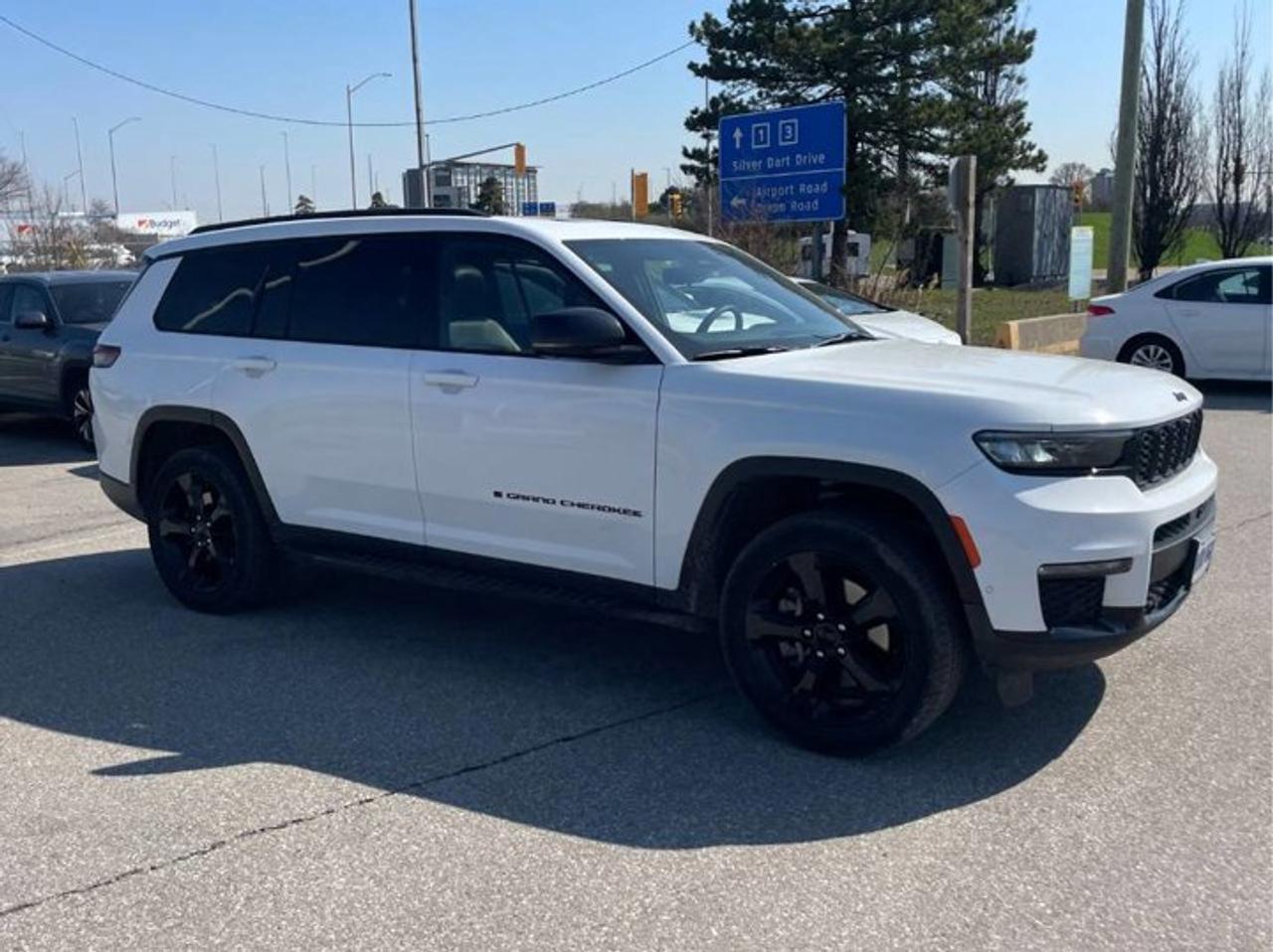 Used 2024 Jeep Grand Cherokee L Limited 4x4 | Black Appearance | Leather | Pano Roof | Heated + Ventilated Seats | and Much More ! for sale in Guelph, ON