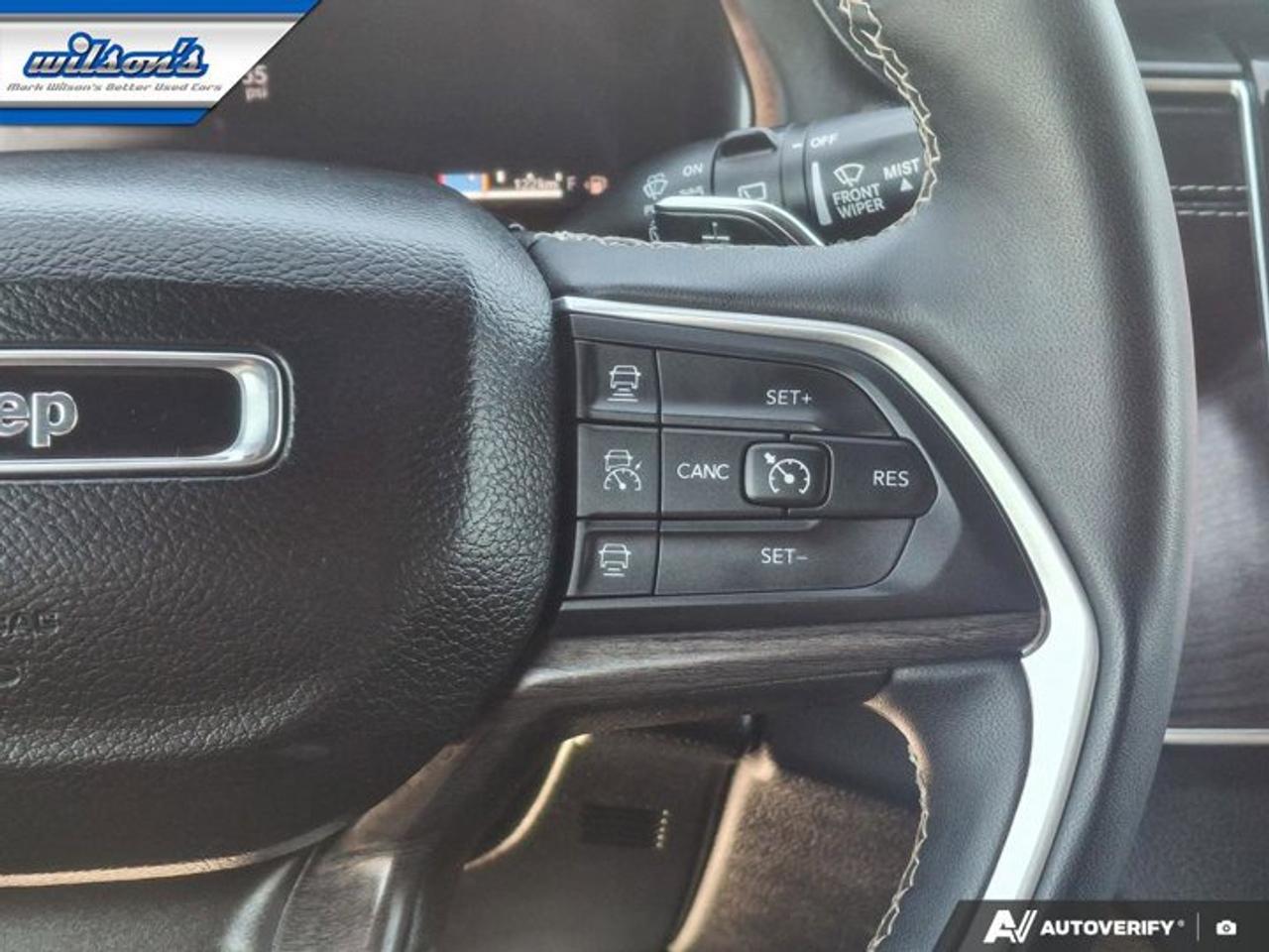 2024 Jeep Grand Cherokee L Limited | Black Appearance | Leather | Pano Roof | Heated + Ventilated Seats | and Much More ! Photo