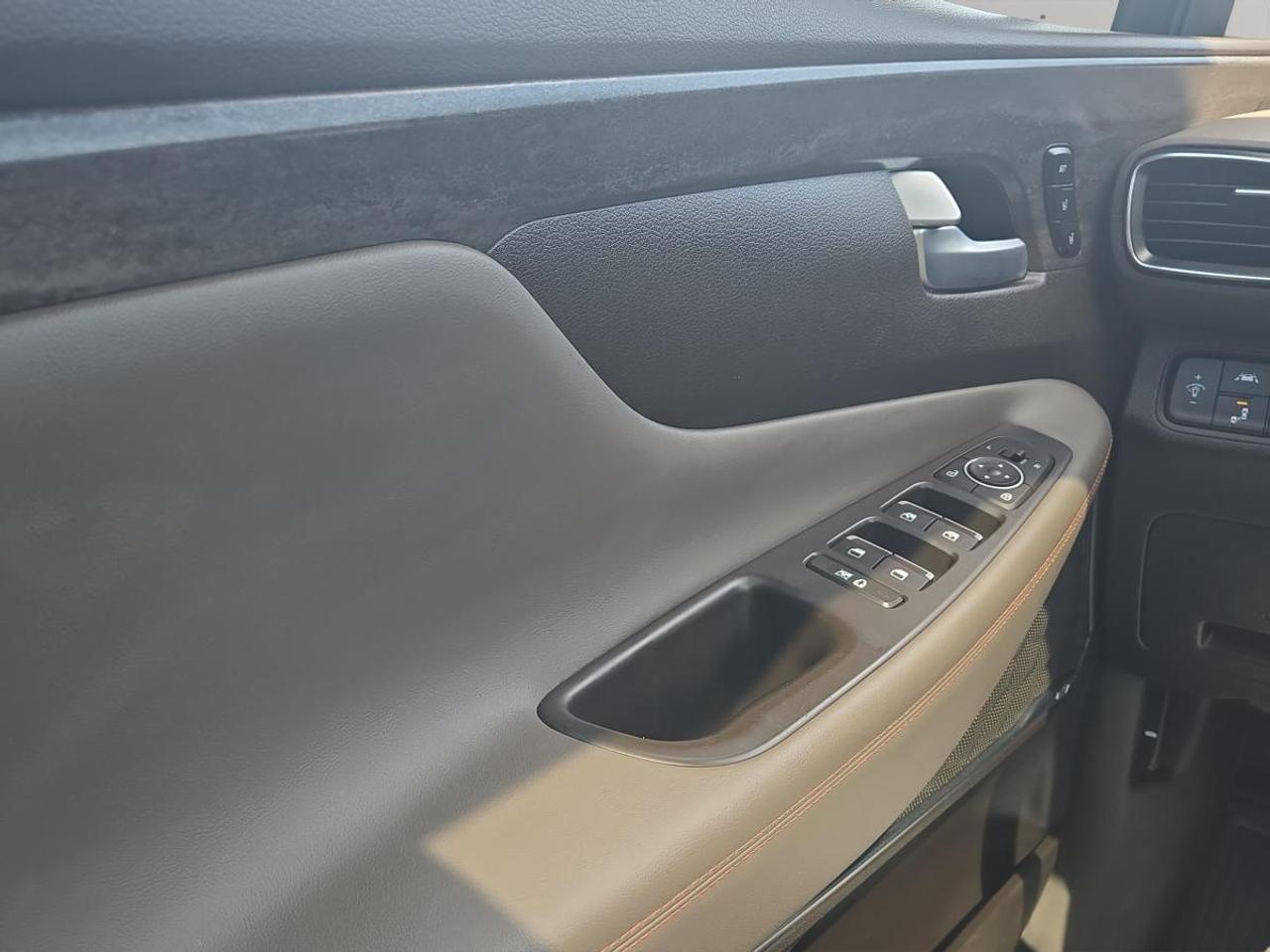 2019 Hyundai Santa Fe 2.0T Luxury AWD Photo