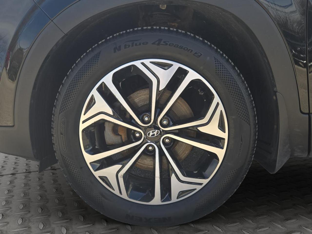 2019 Hyundai Santa Fe 2.0T Luxury AWD Photo