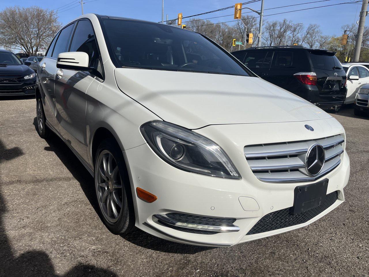 2014 Mercedes-Benz B-Class B 250 Sports Tourer Photo2
