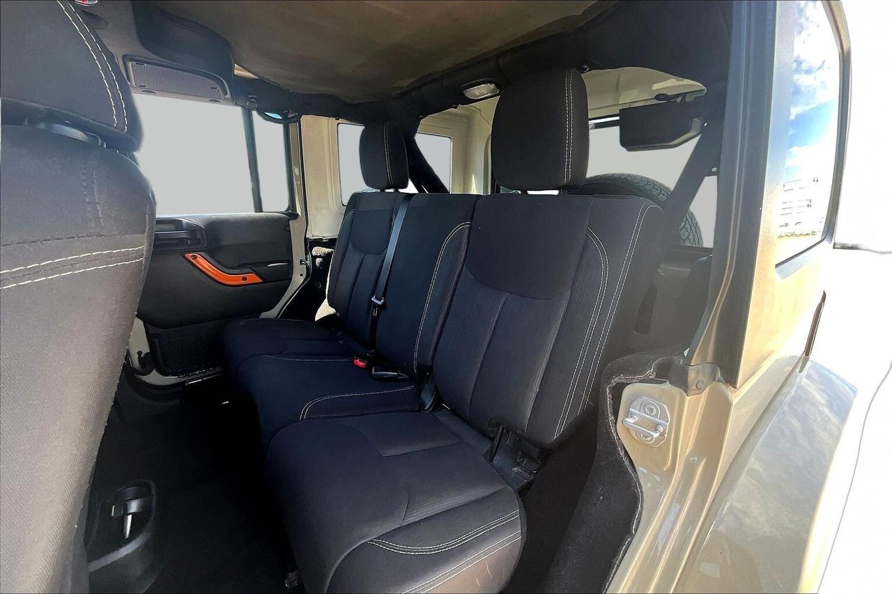 2018 Jeep Wrangler | 4x4 | 4 Door | 3.6L V6 | North Bay | Photo