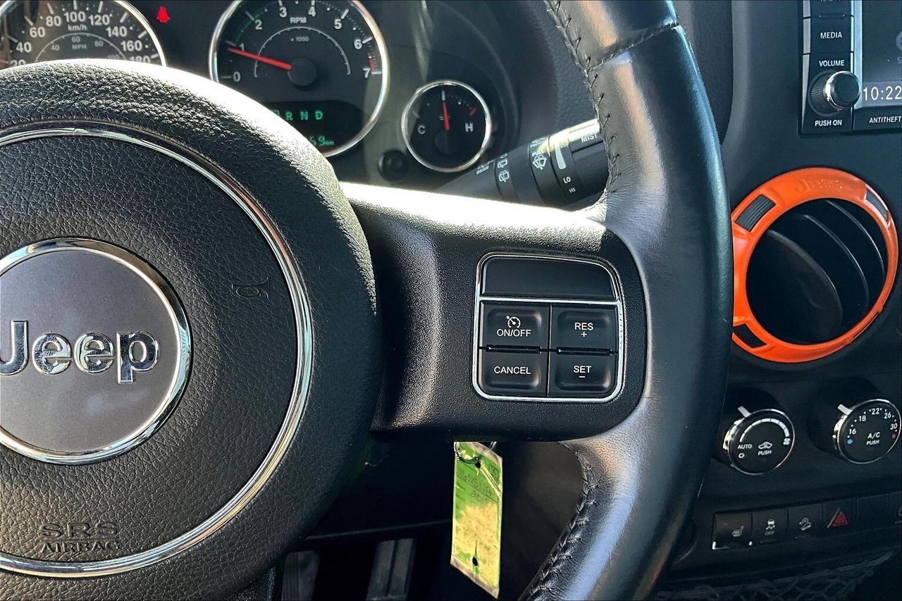 2018 Jeep Wrangler | 4x4 | 4 Door | 3.6L V6 | North Bay | Photo