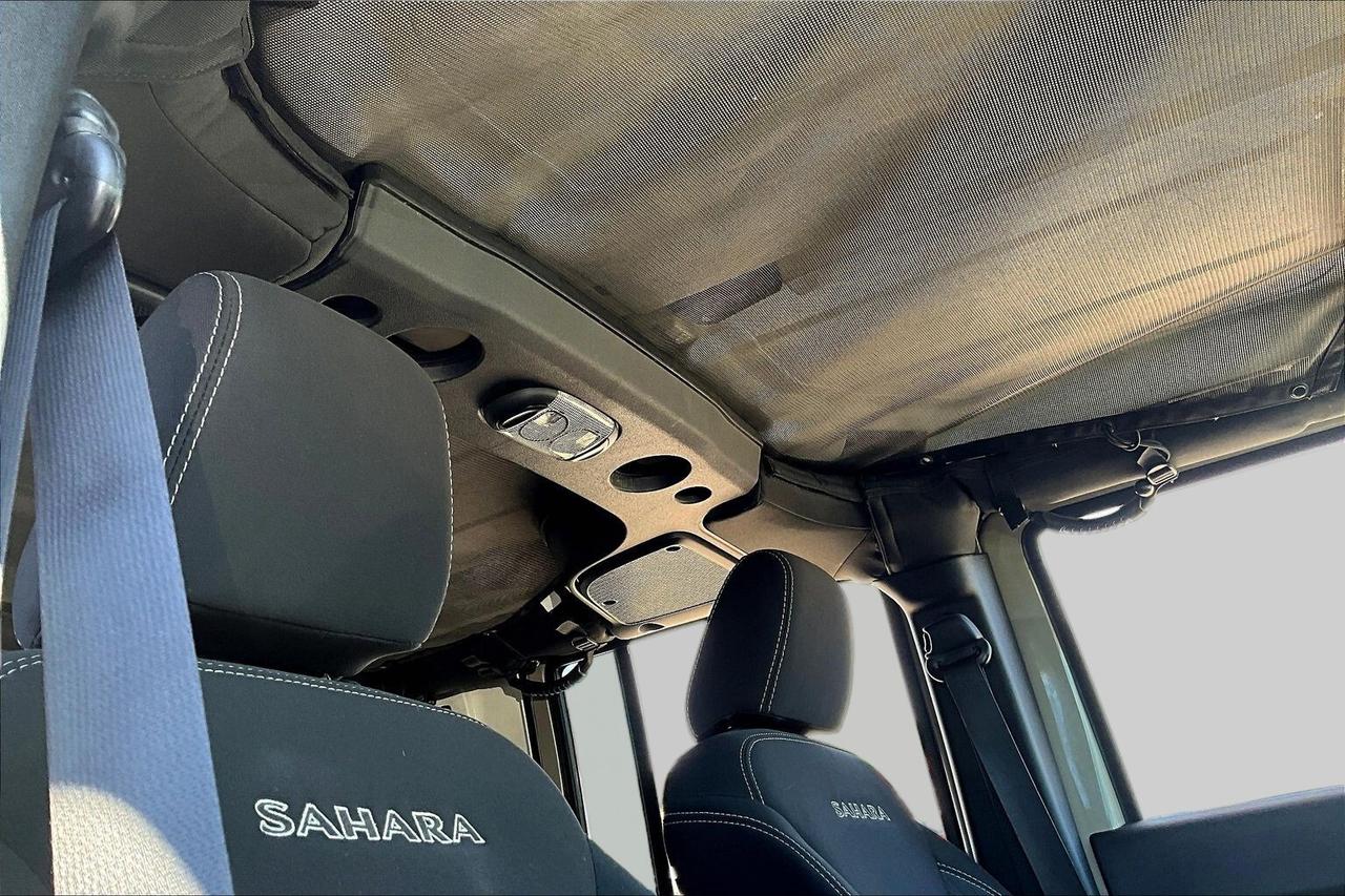2018 Jeep Wrangler | 4x4 | 4 Door | 3.6L V6 | North Bay | Photo