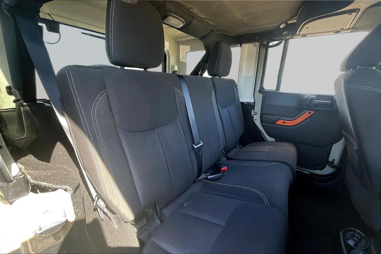 2018 Jeep Wrangler | 4x4 | 4 Door | 3.6L V6 | North Bay | Photo