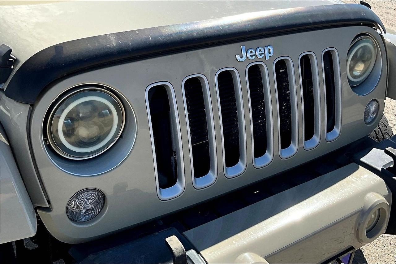 2018 Jeep Wrangler | 4x4 | 4 Door | 3.6L V6 | North Bay | Photo
