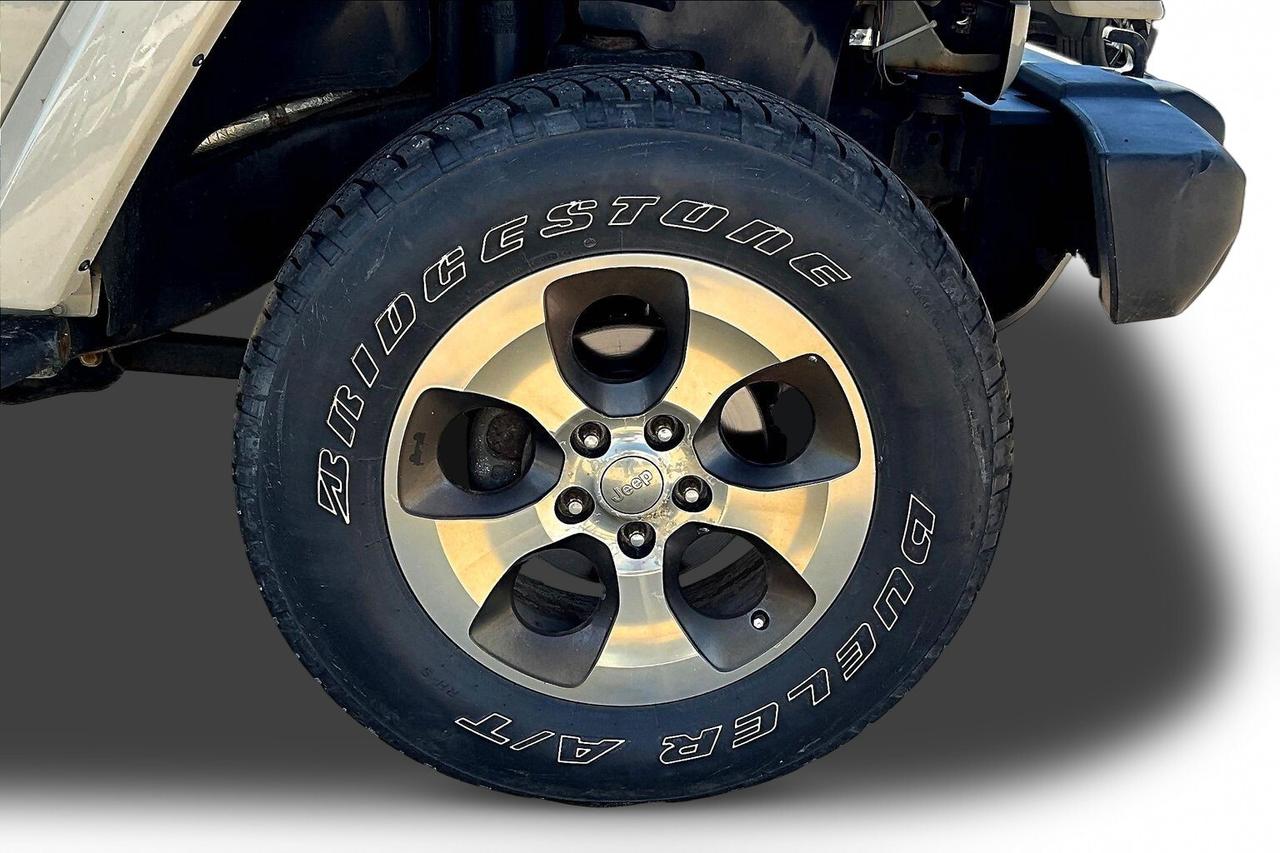 2018 Jeep Wrangler | 4x4 | 4 Door | 3.6L V6 | North Bay | Photo