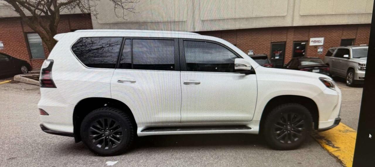 Used 2023 Lexus GX LUXURY w/ MARK LEVINSON / 360-CAMERA for sale in Calgary, AB