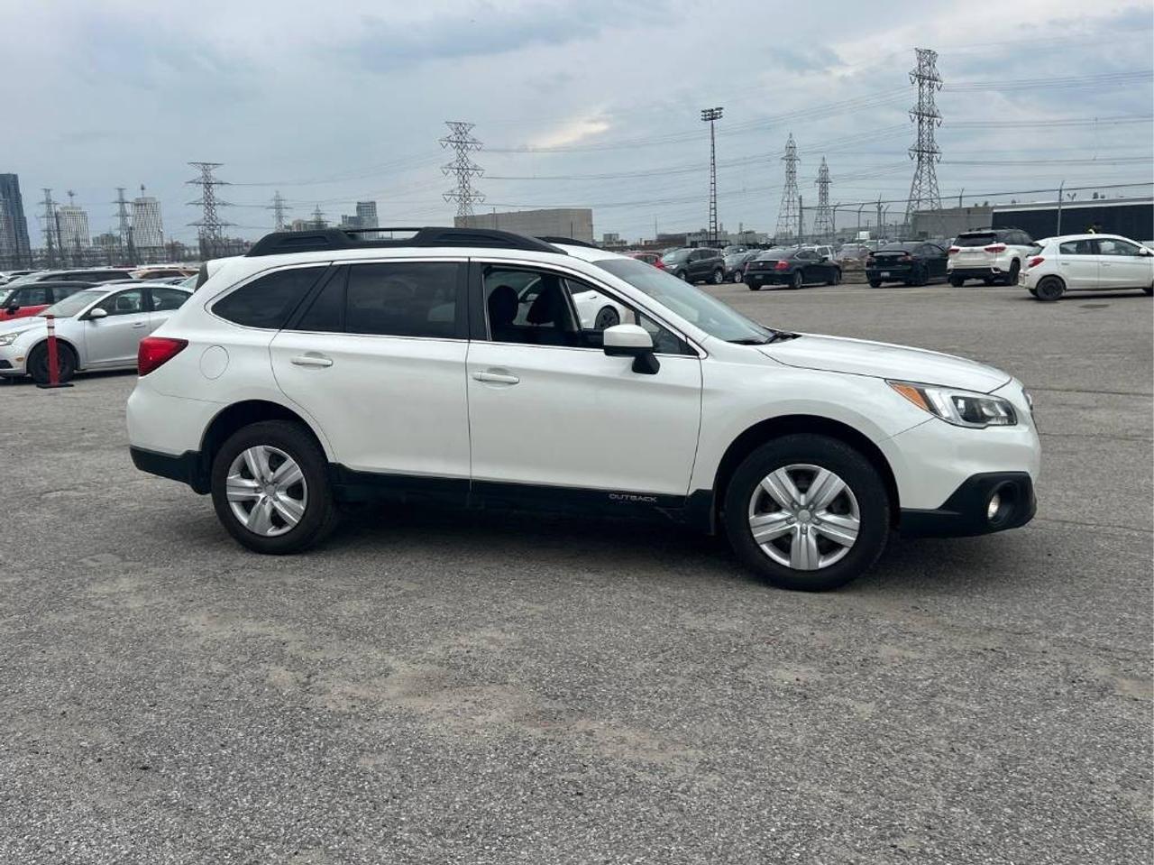 2017 Subaru Outback 2.5i One Owner | Accident Free | Excellent Maintenance Photo4