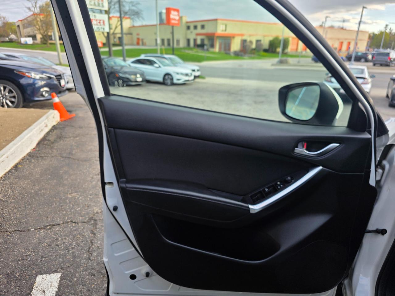 2016 Mazda CX-5 GS AWD | NAVI | Sunroof | BSM | Backup Camera | Heated Seats Photo